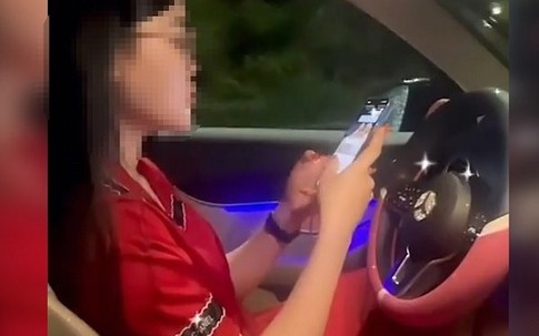 Lời trần tình của nữ tài xế Mercedes buông 2 tay, 'dán mắt' vào điện thoại để quay TikTok sau khi bị xử phạt