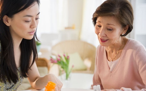 Phản ứng bất ngờ của chồng khi nghe được cuộc nói chuyện bí mật giữa tôi và mẹ