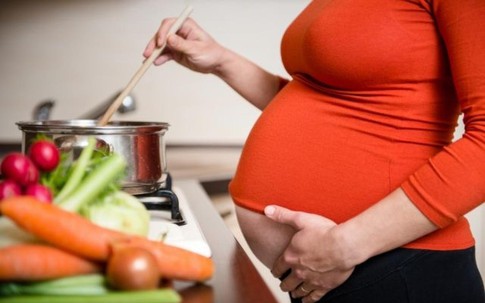 Cấm kỵ 6 thực phẩm này khi mang thai 3 tháng đầu