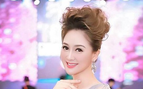 Cuộc sống của Hoa hậu Đàm Lưu Ly sau 28 năm đăng quang: 50 vẫn trẻ đẹp, không muốn nói tới hôn nhân