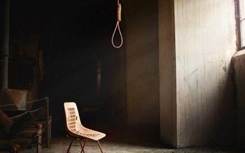 Phát hiện cán bộ Sở giao thông tử vong trong phòng làm việc