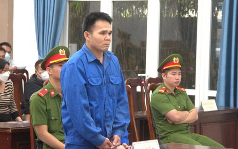 Đòi tiền không được, mua xăng 2 lần đốt nhà con nợ