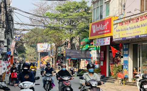 Thời tiết hôm nay 16/4: Phía Bắc tăng nhiệt, phía Nam có mưa dông