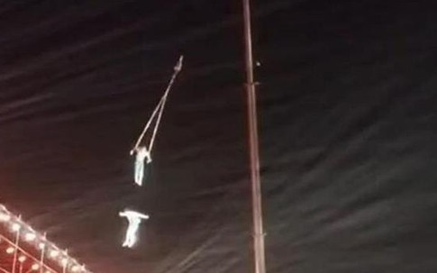 Chồng diễn viên rơi độ cao 10m tử vong: Tôi cố kẹp vợ lại nhưng bất thành