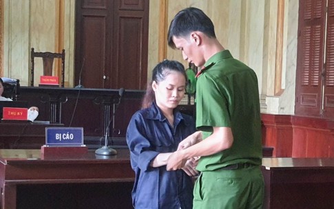 Cùng bạn trai đi cướp xe, nữ sinh viên sư phạm nhận kết đắng