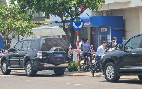 Cướp ngân hàng ở Đà Nẵng, công an đang khám nghiệm hiện trường