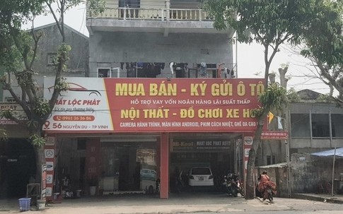 Công an truy tìm nhân viên gara 16 tuổi lái xe của khách vứt ngoài bãi rác