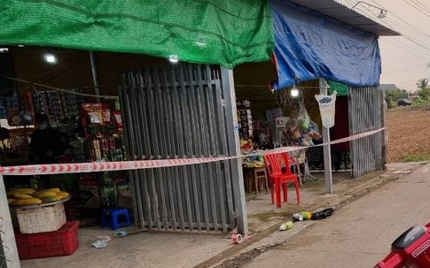 Đâm chết chủ tiệm tạp hóa, nghi phạm về nhà uống thuốc sâu tự tử