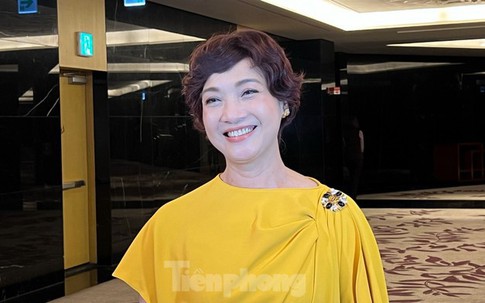 NSND Lê Khanh kể từng mê việc đến sảy thai