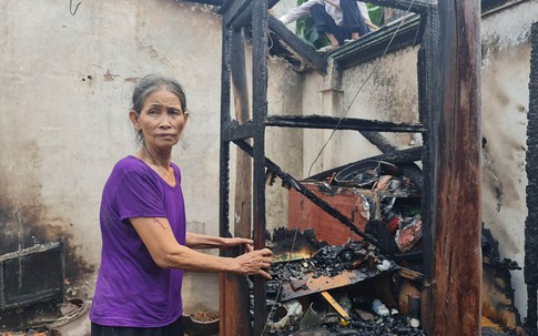 Ngôi nhà tự bốc cháy nhiều lần ở Thanh Hóa đã cháy rụi