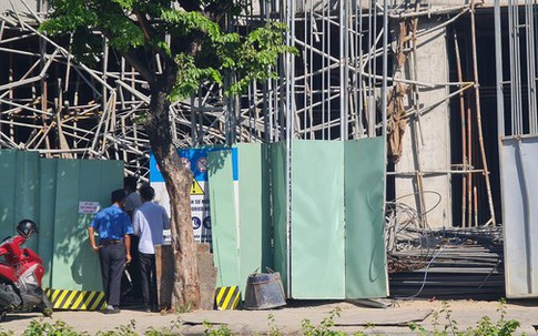 Đà Nẵng: Sập giàn giáo công trình 6 tầng, 5 người thương vong