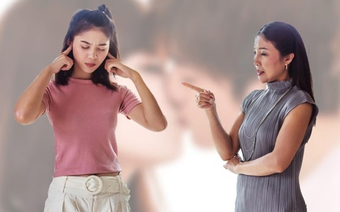 Con gái bỏ học để hẹn hò với bạn trai, mẹ lên mạng xin lời khuyên