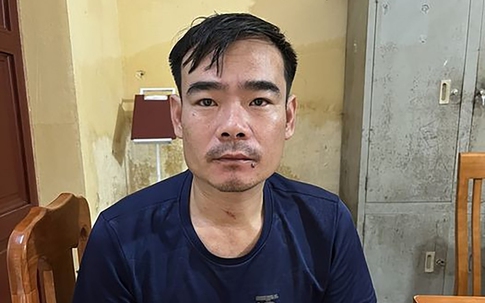 Khởi tố kẻ đánh vợ, hành hung công an