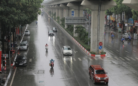 Dự báo thời tiết ngày mai 9/5: Mưa dông xảy ra trên diện rộng, lốc, sét, mưa đá rập rình gây hại