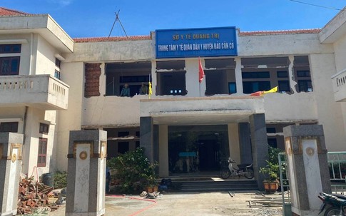 Người đàn ông tử vong sau bữa ăn hải sản