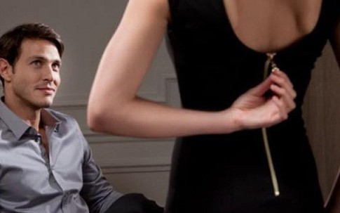 Phụ nữ càng thích làm 6 điều này càng dễ ngoại tình