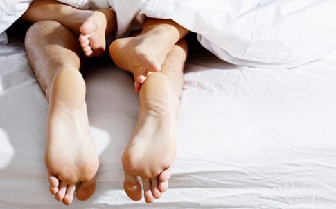 Gần gũi xong, chớ vội làm 2 điều này kẻo rước họa vào thân