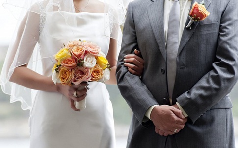 Đòi hỏi ở đám cưới, chú rể mất luôn cô dâu