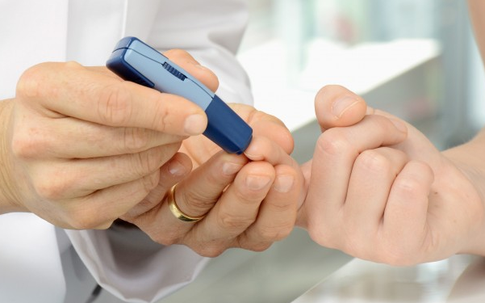 8 dấu hiệu sớm cảnh báo bệnh tiểu đường, 3 nhóm người này cần được xét nghiệm sớm!