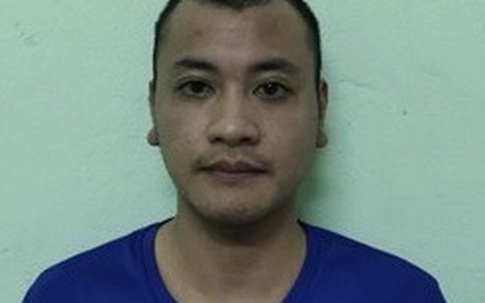 Hà Nội: Trên đường tìm chỗ vắng để sử dụng ma túy thì bị công an phát hiện, bắt giữ