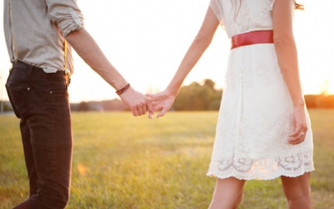 Mới cưới, vợ nằng nặc đòi ly hôn để đến với “phi công trẻ”