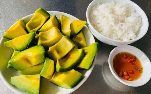 Ăn bơ tốt nhưng đừng ăn theo cách này vì sẽ tăng cân nhanh hơn ăn thịt