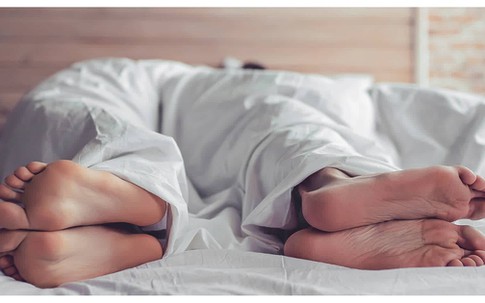 Nguyên nhân chính khiến nàng khó 'lên đỉnh' mà phần lớn các chàng không hiểu