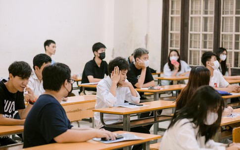 Điểm chuẩn đại học 2023: Sau khi biết điểm chuẩn thí sinh cần làm gì?