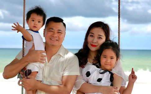 Nam diễn viên được phong NSND trẻ nhất nhì Việt Nam, cuộc sống 'bỉm sữa' bình yên ở tuổi 50