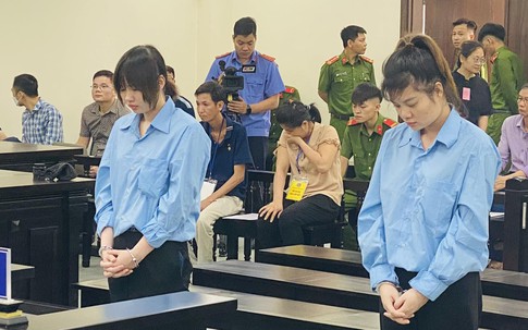 Xét xử 2 bảo mẫu bạo hành bé trai 17 tháng tuổi tử vong: Tiếng khóc ai oán của người mẹ mất con