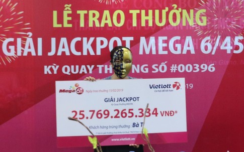 Chia nhau 25,7 tỷ đồng Vietlott: Thông minh, tính toán như 4 người phụ nữ này quả là hiếm có