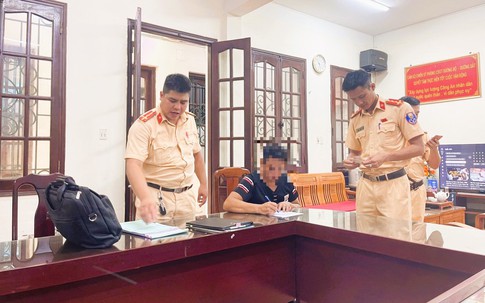 Quảng Ninh: Cản trở xe ưu tiên, tài xế xe tải bị xử phạt