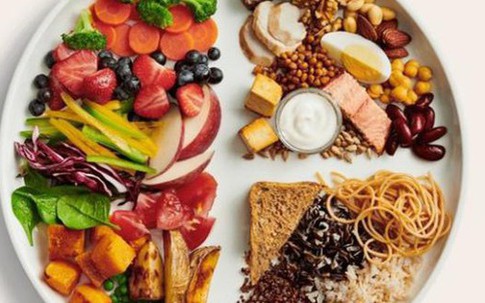 5 cách tránh tăng đột biến đường máu sau bữa ăn trưa