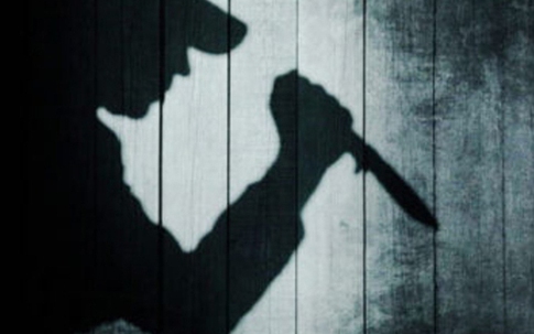 Đâm "tình địch" khi phát hiện nằm trên giường ngủ với vợ cũ