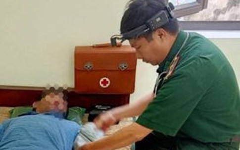 Cứu sống người đàn ông rơi xuống biển ở Thanh Hoá