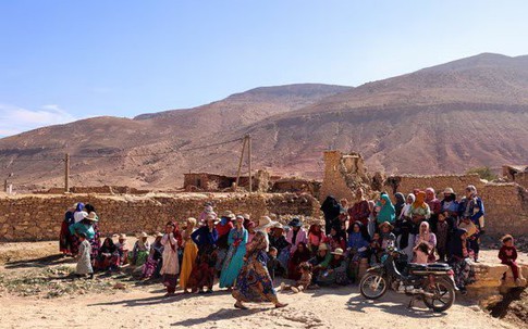 Kì lạ: Một đám cưới cứu một làng cư dân trong động đất kinh hoàng tại Morocco