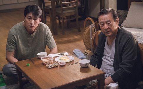 Bố chồng cũ đến gặp hứa cho nhà cho xe nếu quay lại với chồng cũ, tôi quyết từ chối khi ông tiết lộ một điều