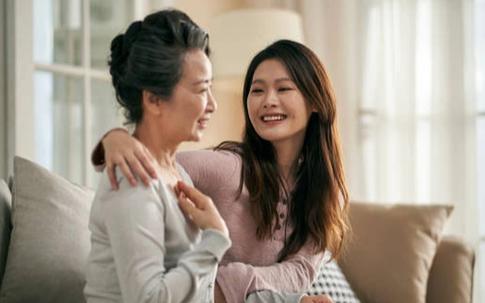 Thấy con dâu bị chê, mẹ chồng tôi đáp trả khiến hàng xóm bẽ mặt