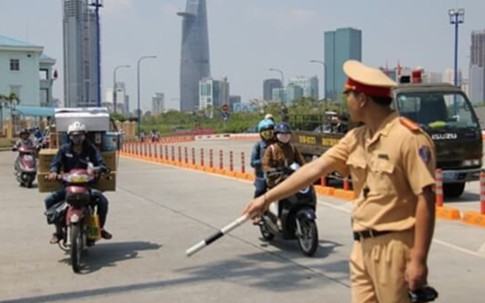 Từ 15/9, hàng triệu tài xế sẽ 'bớt run' khi ra đường nếu nắm được các quy định mới này