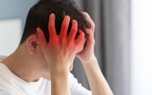 Vụ thầy hiệu trưởng đột quỵ trong lễ khai giảng: 'Vừa khám sức khỏe định kỳ, sức khỏe bình thường'