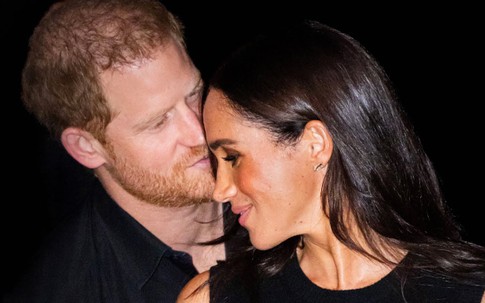 9 scandal ầm ĩ nhất của nhà Sussex trong năm 2023