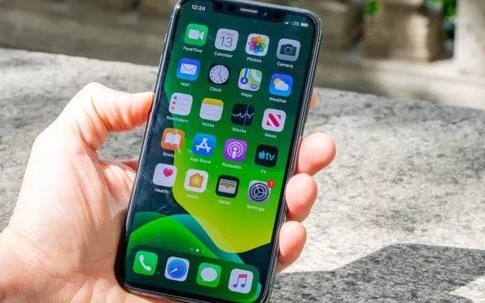 Giá iPhone 11, iPhone 11 Pro Max mới nhất giảm chưa từng có trong lịch sử, chưa tới 10 triệu đã sở hữu loại siêu đỉnh chơi Tết