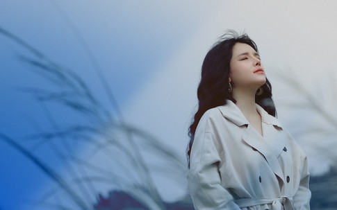 Á quân Thần tượng Bolero Tô Ngọc Hà trình làng MV nhạc trữ tình Mùa đông nhớ anh