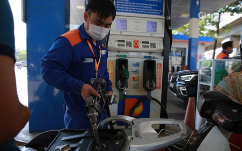 Giá xăng dầu tăng giảm đan xen, xăng E5RON92 giảm 3 đồng/lít