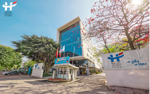 Bệnh viện Việt Pháp Hà Nội đạt danh hiệu Năng lượng Xanh 5 sao năm 2024