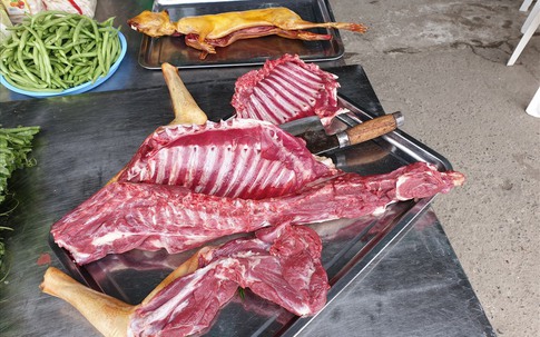 Ăn thịt thú rừng có thực sự sạch và mang lại may mắn trong ngày Tết như nhiều người nghĩ?