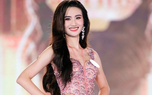 Huỳnh Trần Ý Nhi dự thi Hoa hậu Thế giới