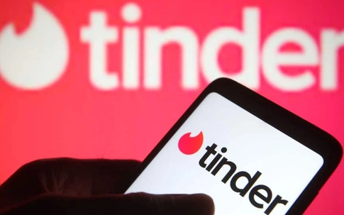 Người phụ nữ ở Hà Nội mất 5,4 tỷ đồng khi hẹn hò qua Tinder