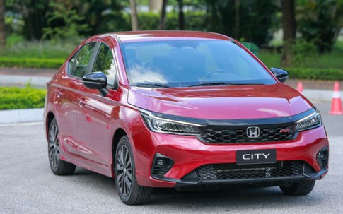 Giá lăn bánh Honda City mới nhất đang giảm cực sâu còn kèm ưu đãi, Hyundai Accent và Toyota Vios dễ bị đánh bại