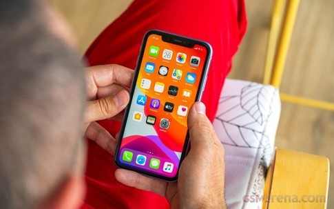 Giá iPhone 11, iPhone 12, iPhone 13 mới nhất đua giảm, có loại 'rẻ như cho', chưa tới 9 triệu vẫn siêu xịn sò
